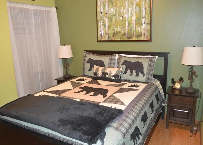 Incredible Whispering Pines Escape Dom wakacyjny Indian Pine