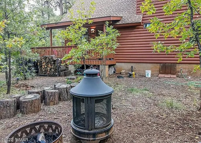 Incredible Whispering Pines Escape *